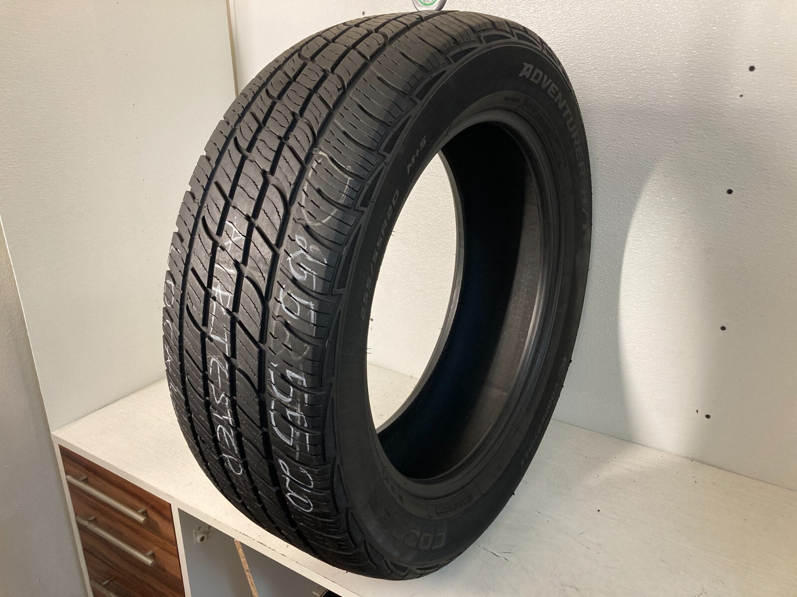 NO SHIPPING ONLY LOCAL PICK UP 1 Tire 255 55 20 Cooper Adventurer H/T 107H