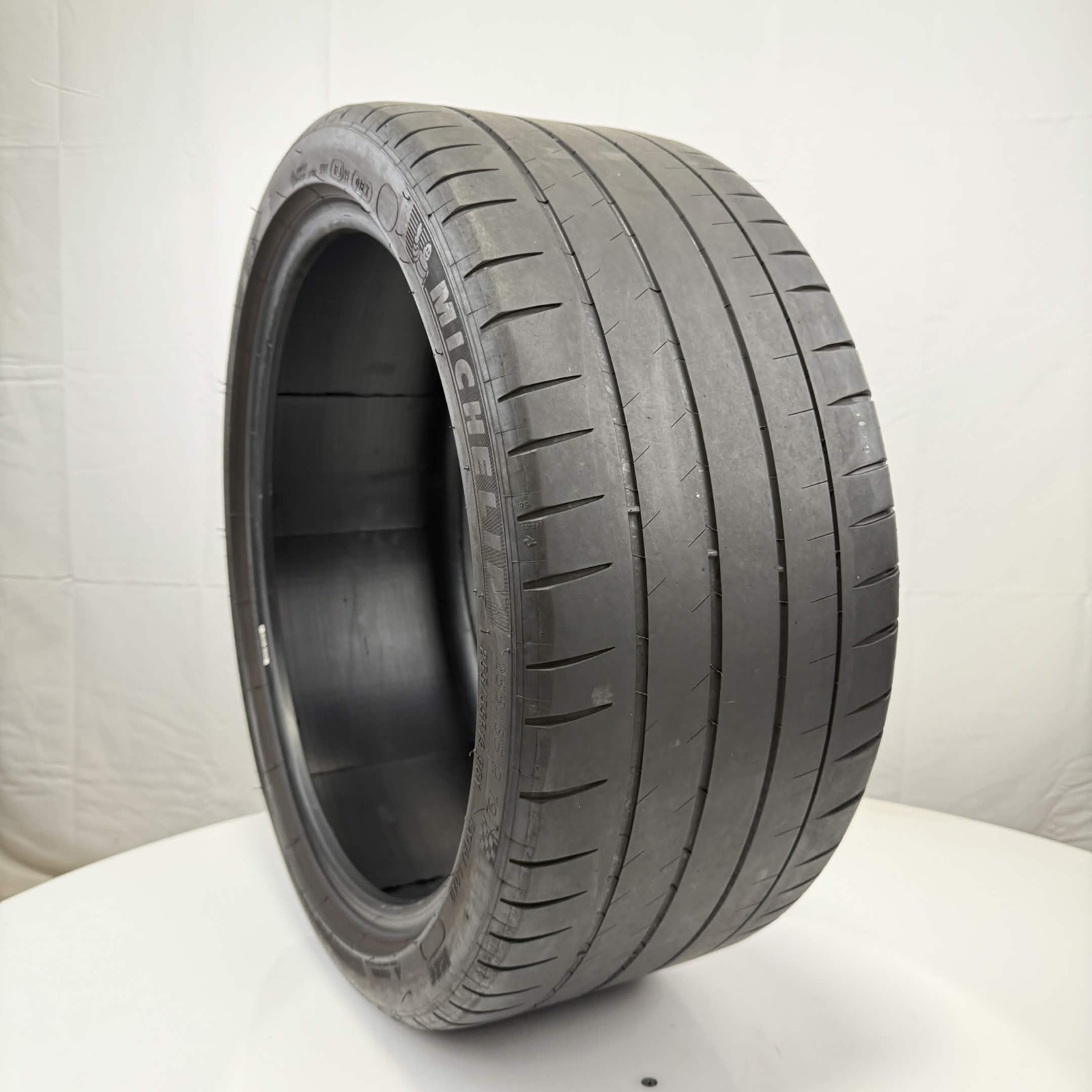 Used 255/35R19 Michelin Pilot Sport 4 S 96Y 4.5/32 (DOT 23)