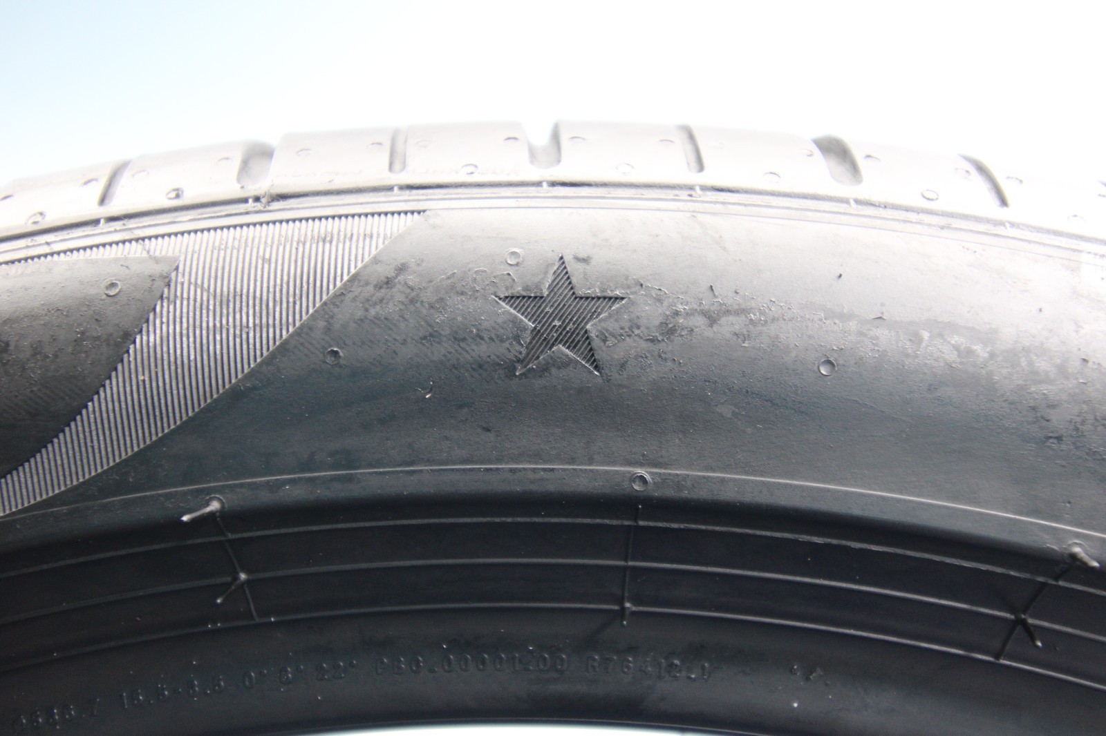 2 Used Pirelli Pzero ★ PZ4 PNCS 255/40R21 255/40/21 2554021 102Y