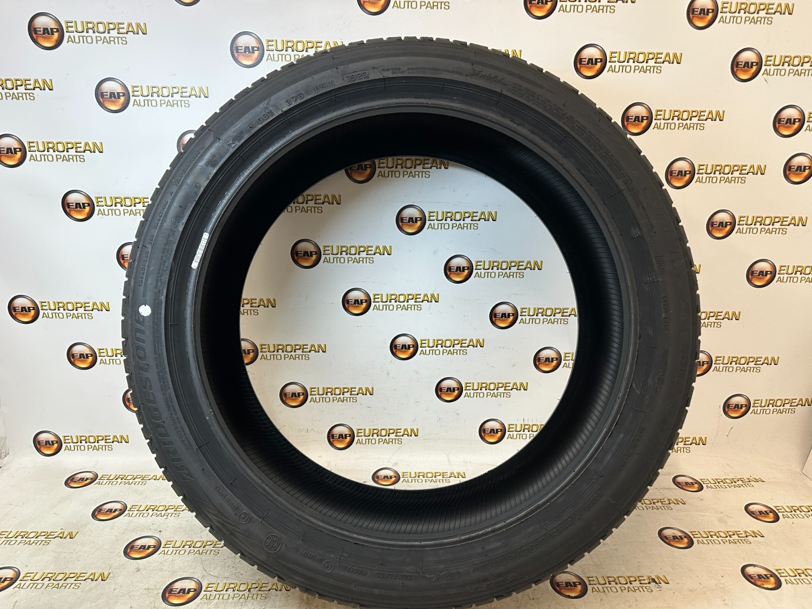 SINGLE NEW Bridgestone Potenza S001 Run Flat 245/40R20 99Y Tire