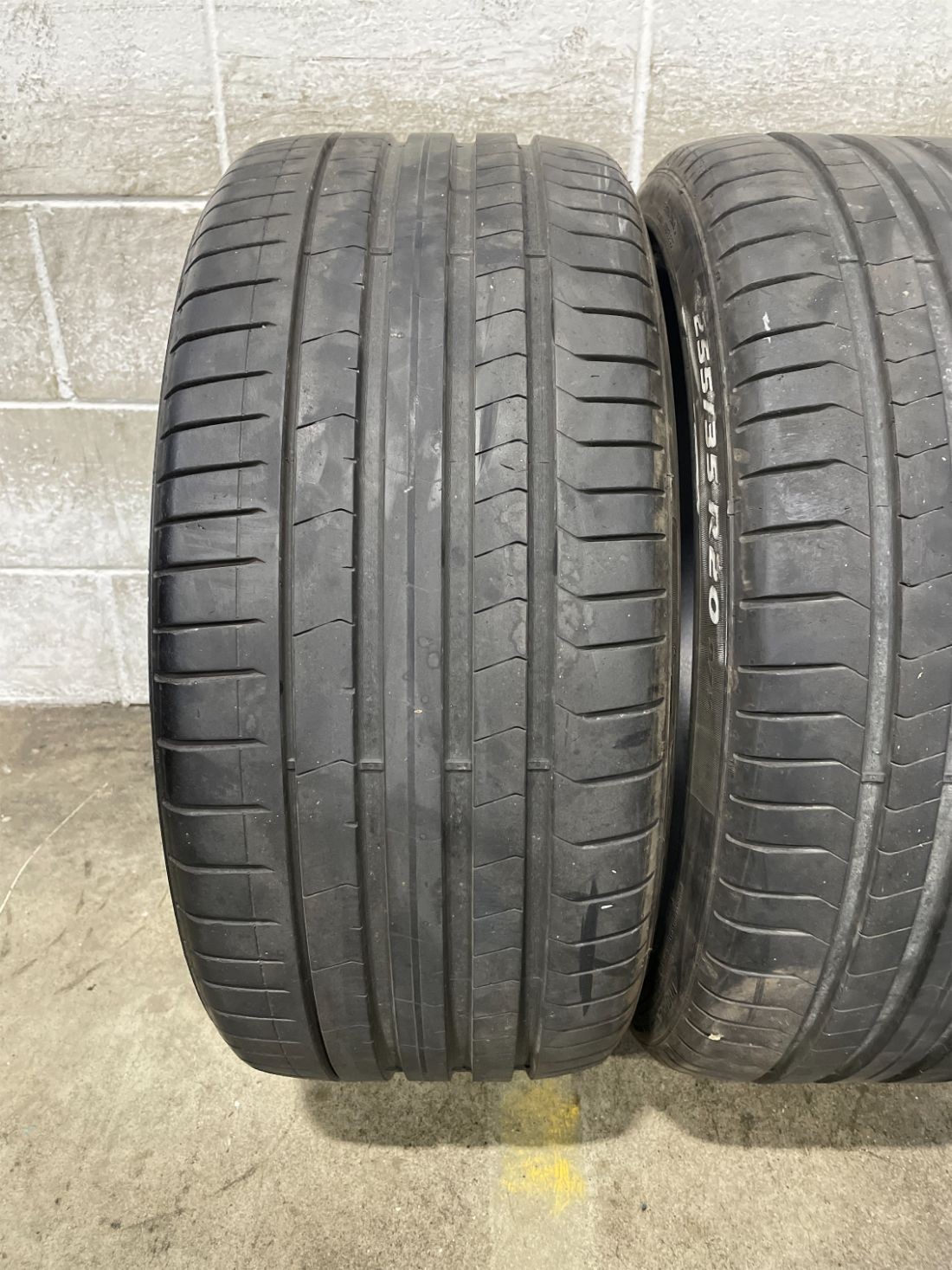 2x P255/35R20 Pirelli PZero PZ4 7/32 97 Y Used Tires 2553520