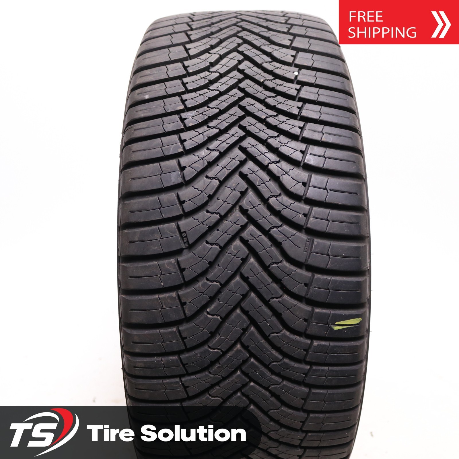 Set of 2 Used 235/45R18 Goodyear Assurance WeatherReady 2 – 98W – 8.5-9.5/32