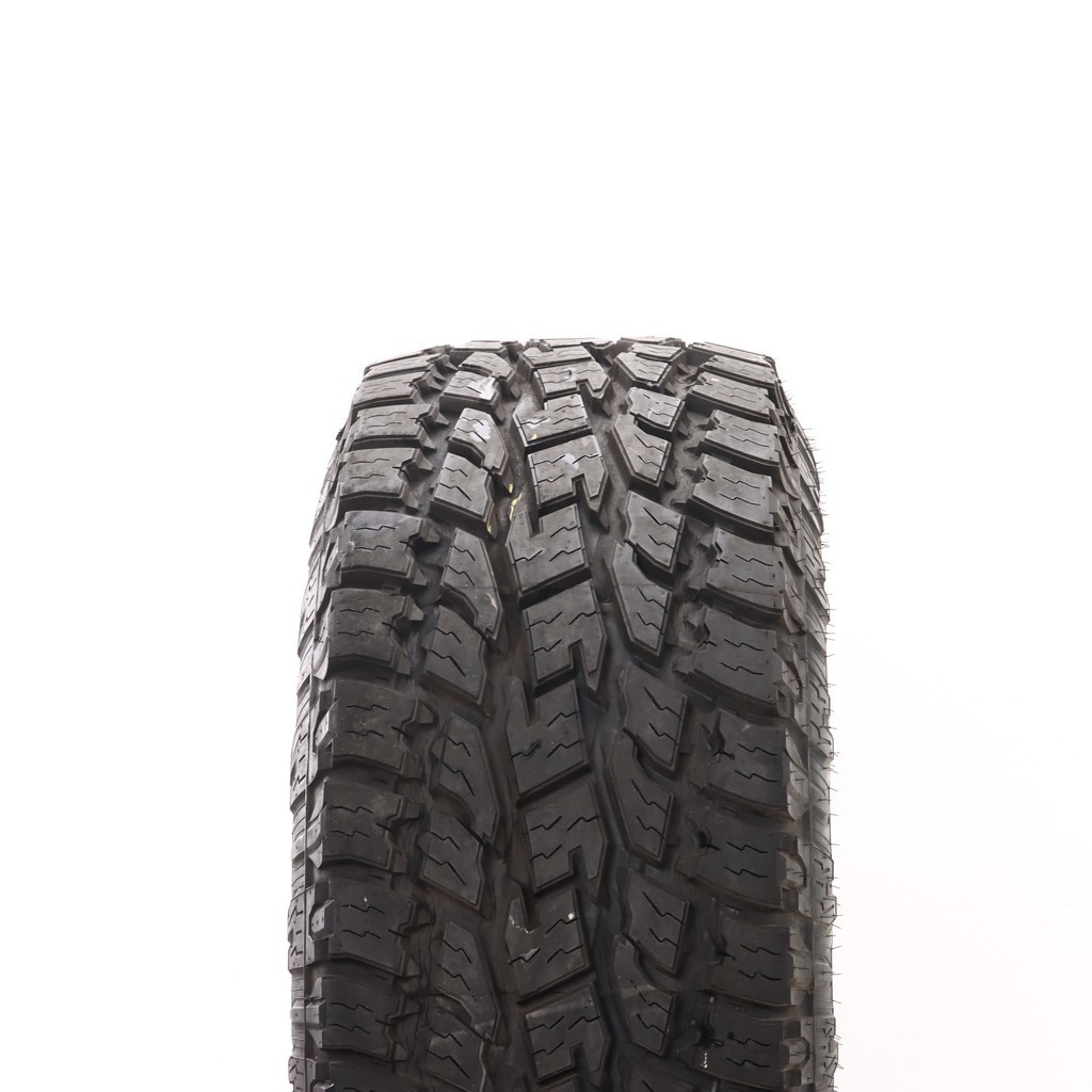 Used LT 35X12.5R17 Toyo Open Country A/T II Xtreme 121R – 16/32