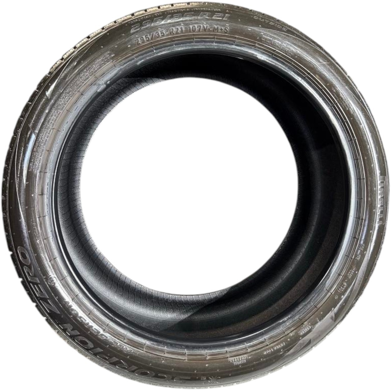 295/35R21 Pirelli Scorpion Zero 107V DOT 3923 8/32 2953521