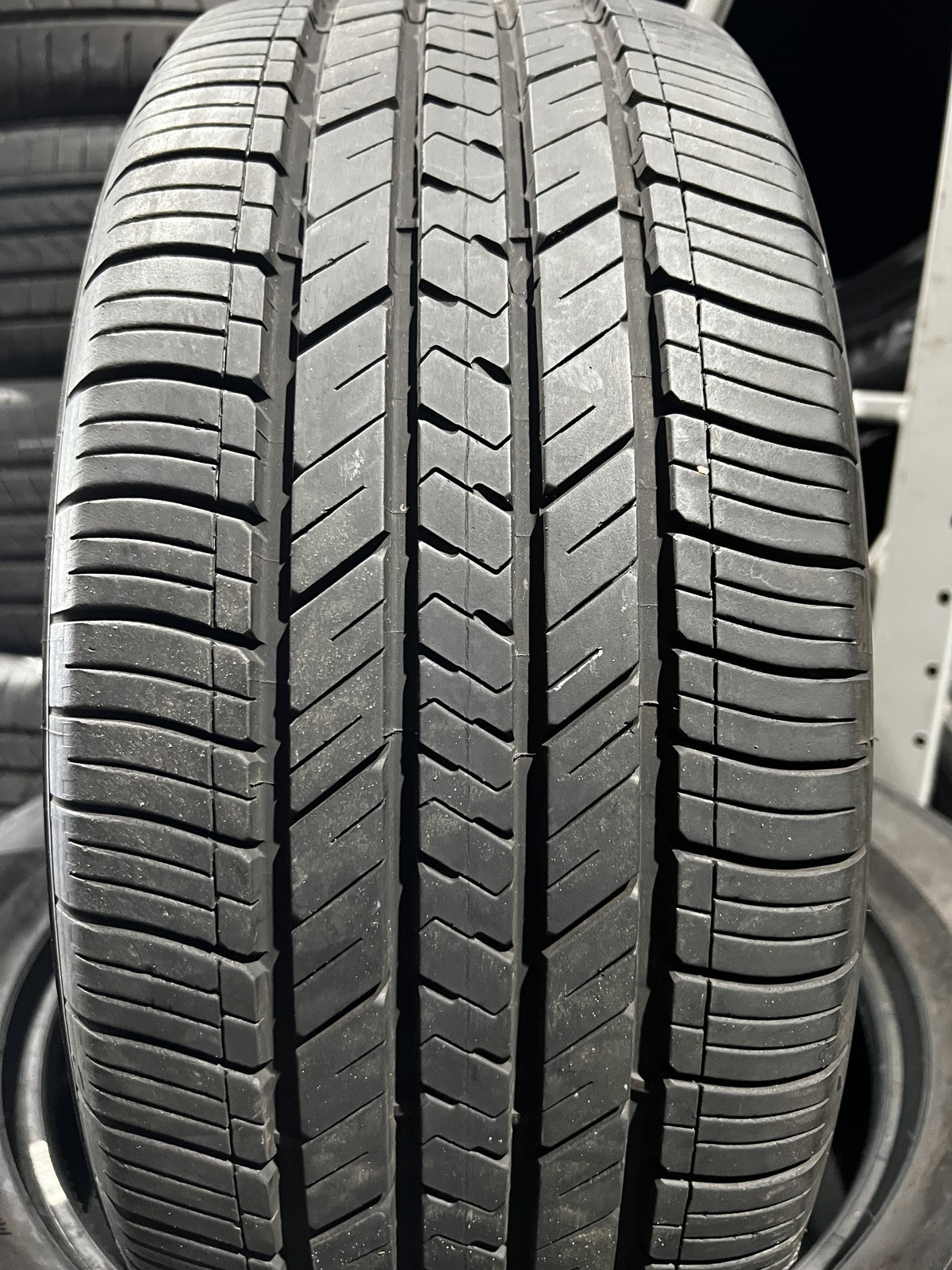 1 Tire Goodyear Eagle LS-2 235/45R18 94V DOT.1824 8/32 NO Patch