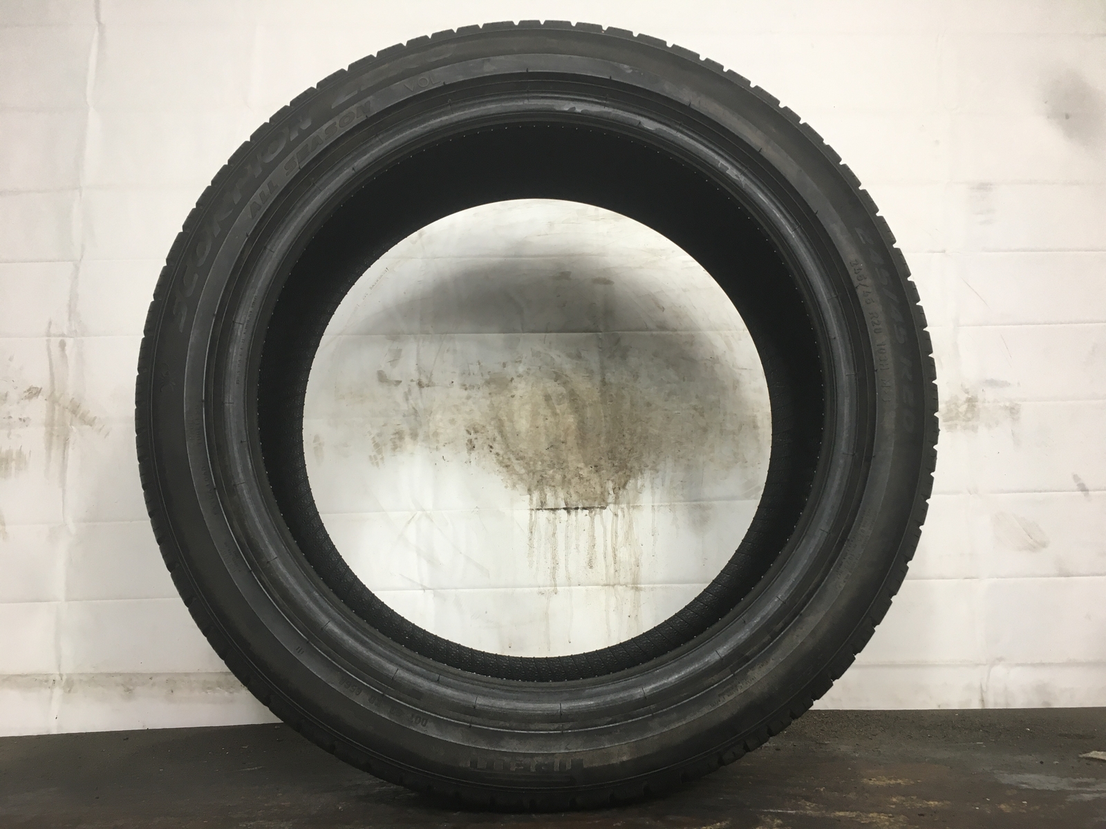 [1] Pirelli Scorpion Zero All Season P245/45R20 245 45 20 Tire – Driven Once