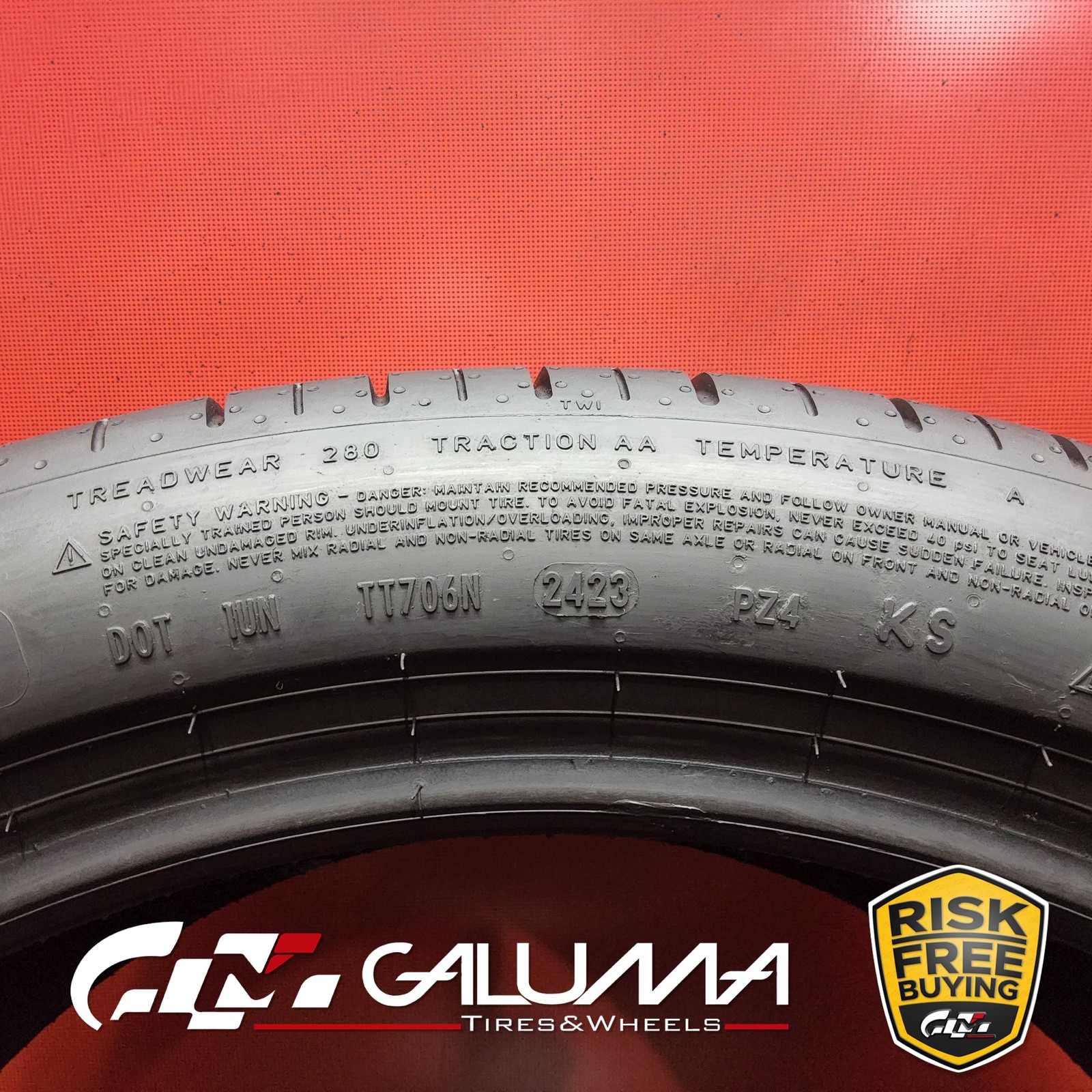 Set of 2 Tires LikeNEW Pirelli P Zero PZ4 ★ XL 315/35R22 315/35/22 111Y #94923