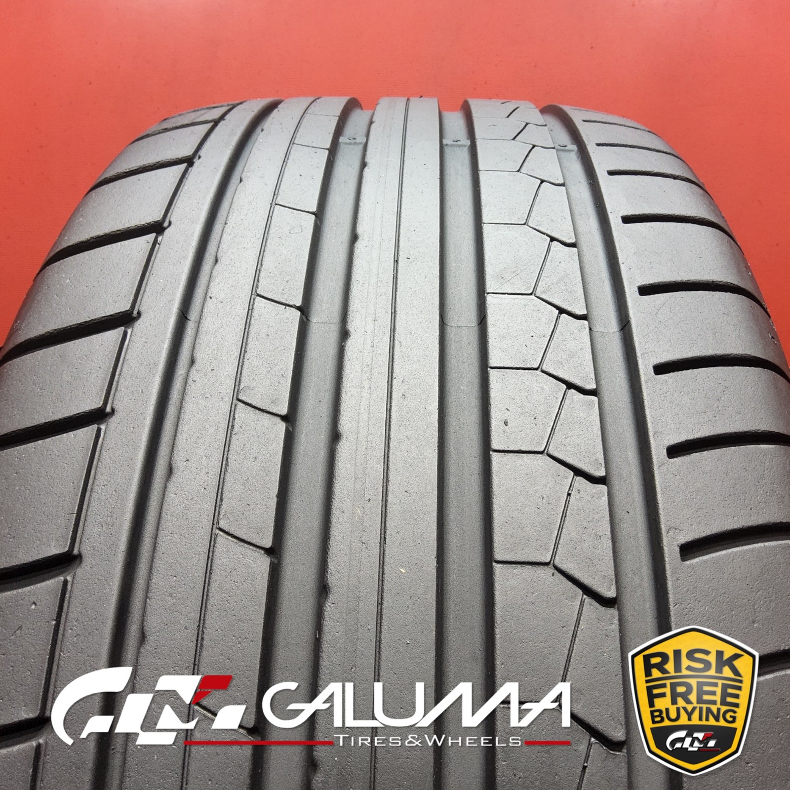 1 (One) Tire LikeNEW Dunlop SP Sport Maxx GT 265/40ZR21 265/40/21 No Patch 89097