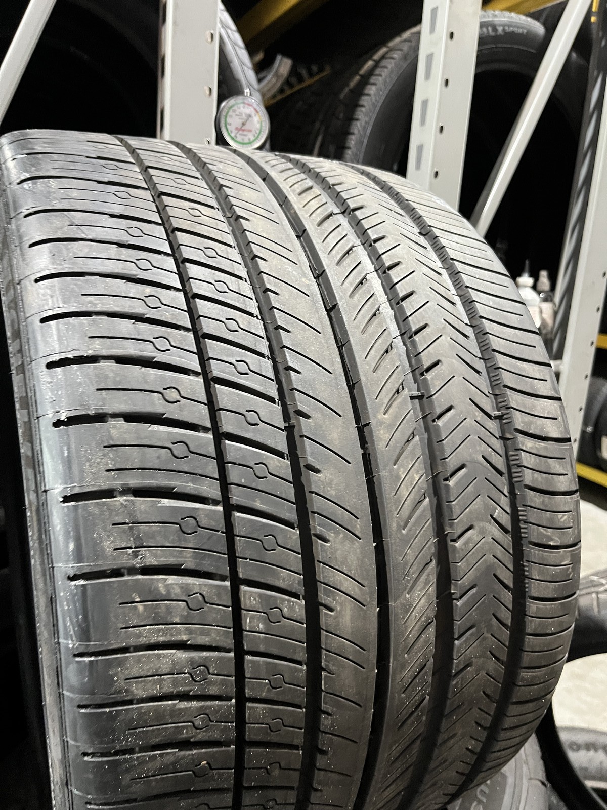 Michelin Pilot Sport All Season 4+ ZP 345/25ZR21 104Y DOT.0625 8.25/32 NO Patch