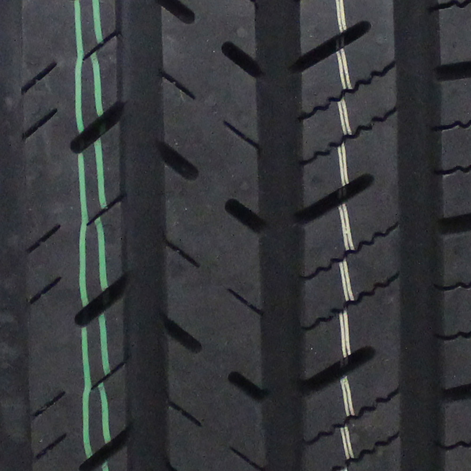 1 New Atlas Force Uhp – 285/25r20 Tires 2852520 285 25 20