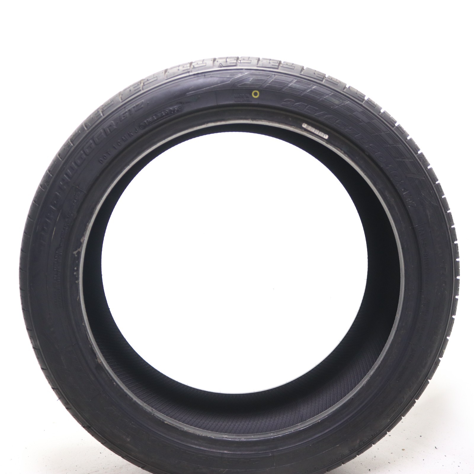 Set of 2 Take Off 245/45ZR20 Road Hugger GTZ – 103W – 9.5/32 No Repairs