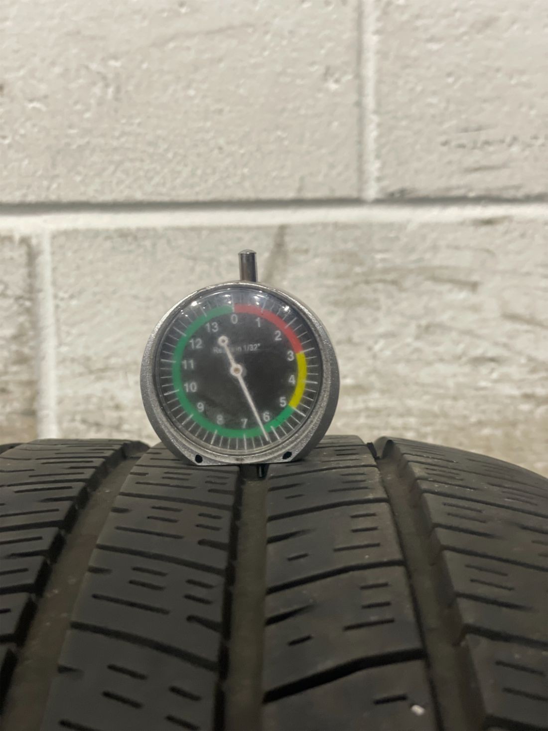 4x P255/60R18 Goodyear Eagle Enforcer 6/32 108 V Used Tires 2556018