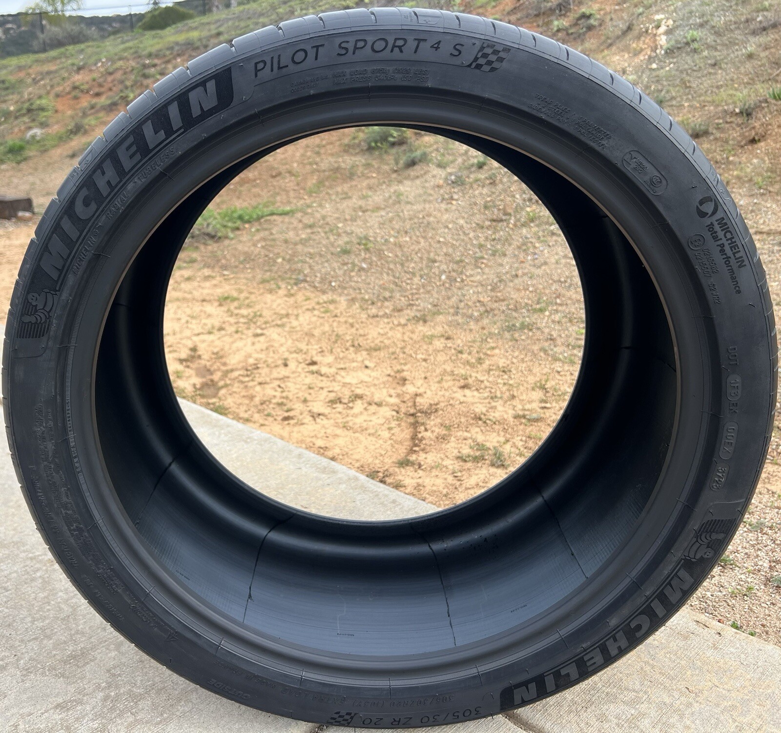 ONE BRAND NEW 305/30ZR20 Michelin Pilot Sport 4S PS4S Tire 3053020
