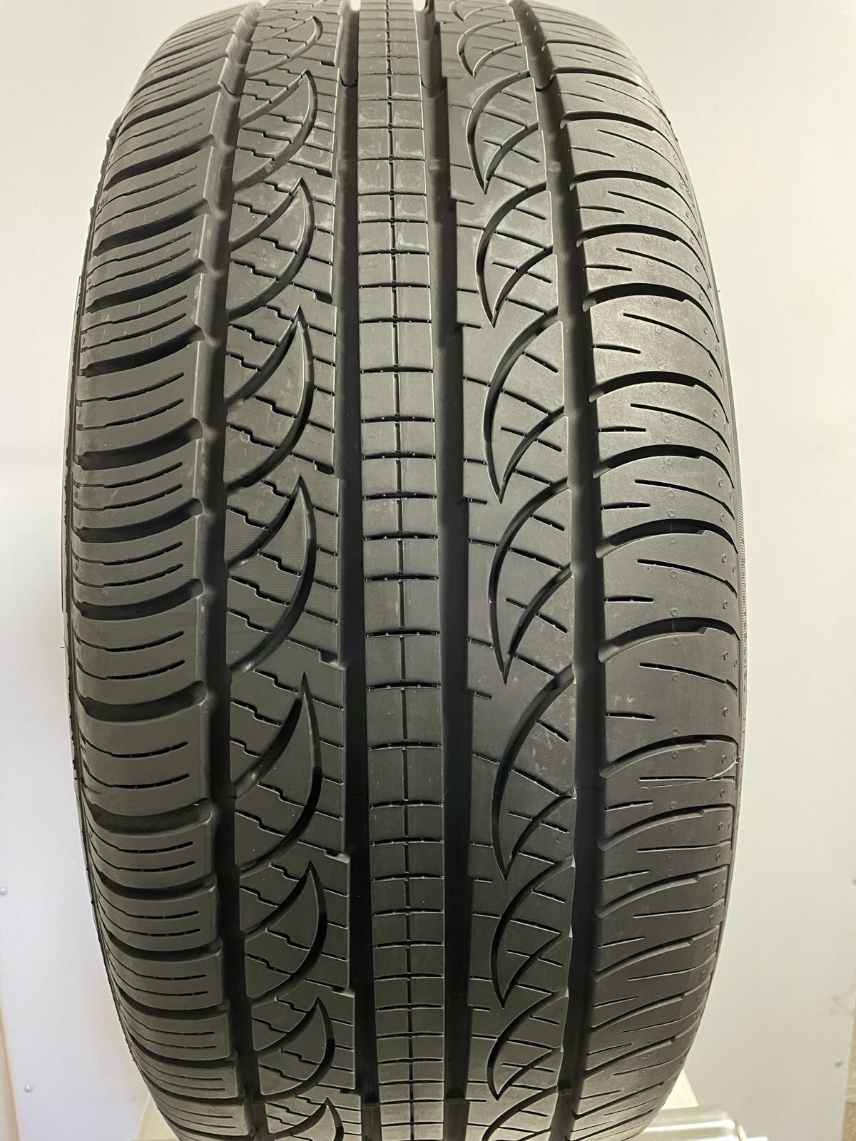 P235/50ZR18 Pirelli PZero Nero AS 97W -Tire