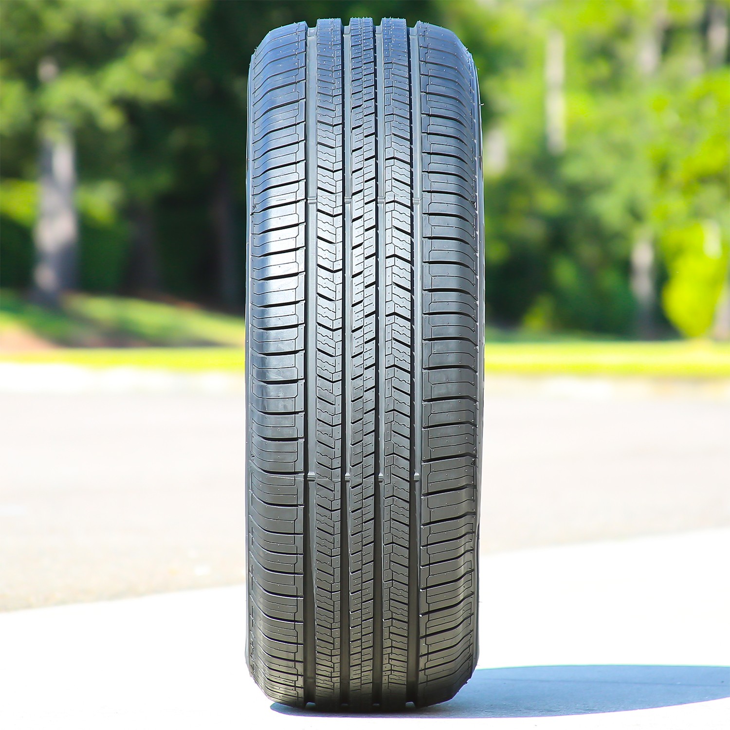 Aplus Performax SUV/CUV 215/65R17 99V All Season Tire 65k Mi Warranty 620AA