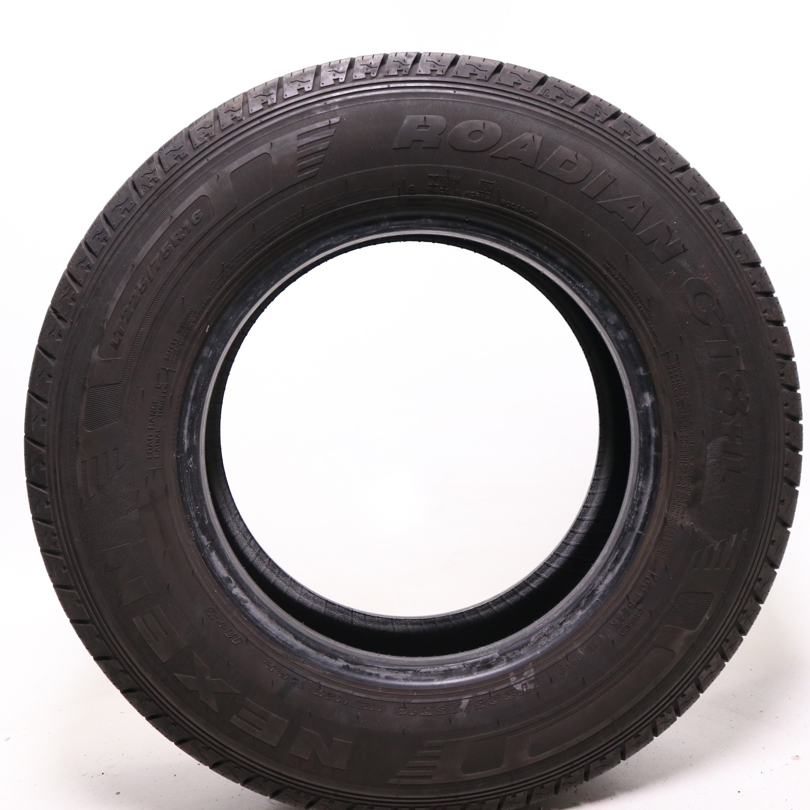 Set of 2 Used LT 225/75R16 Nexen Roadian CT8 HL – 115/112R – 9-10/32