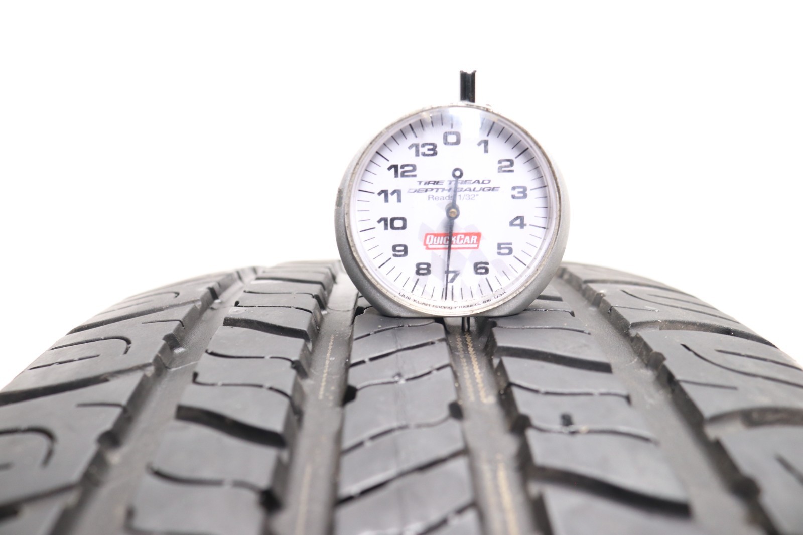 Set of 2 Used 215/65R17 Goodyear Assurance All Season – 99T – 6.5-7/32
