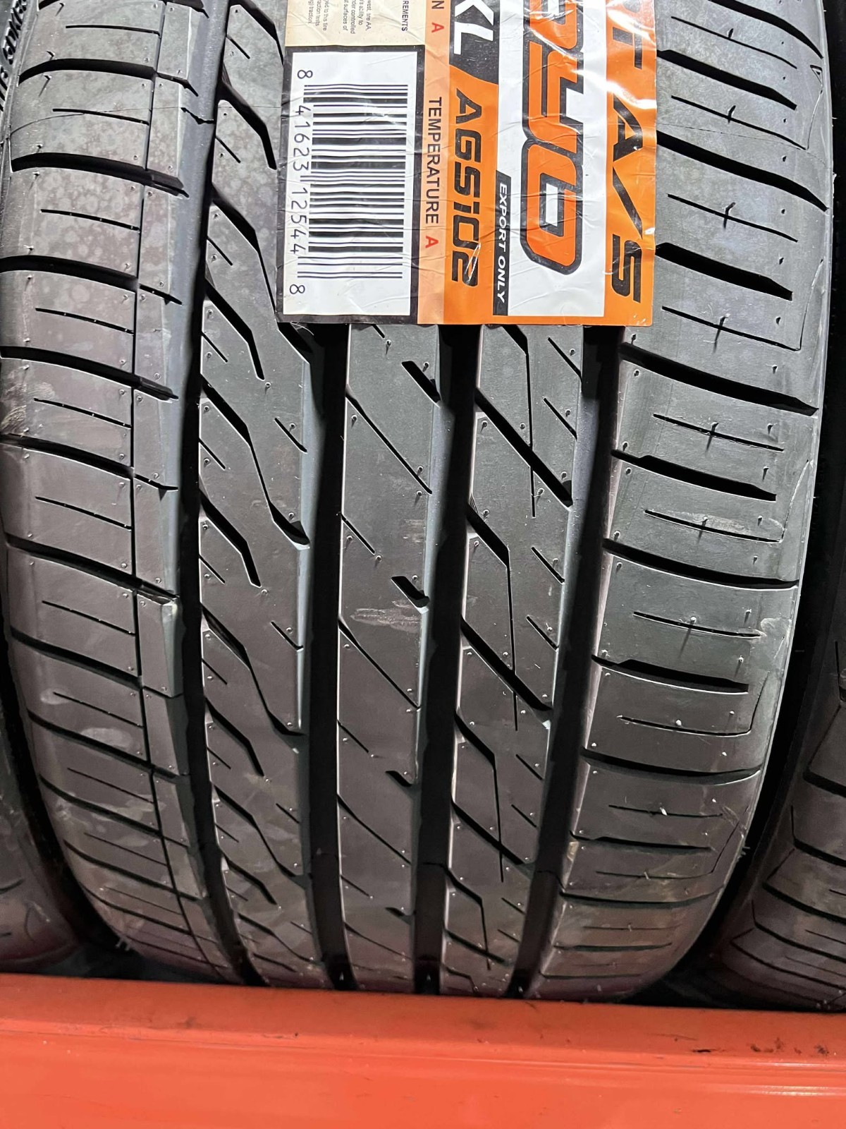 255/30/22 Arroyo grand Sport A/S All Season Brand New Set of (4)
