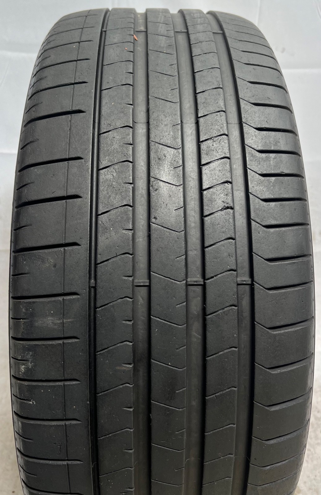 1 – NO REPAIRS 285/35ZR23 XL (107Y) Pirelli P Zero PZ4 PNCS (A8A) – 5005