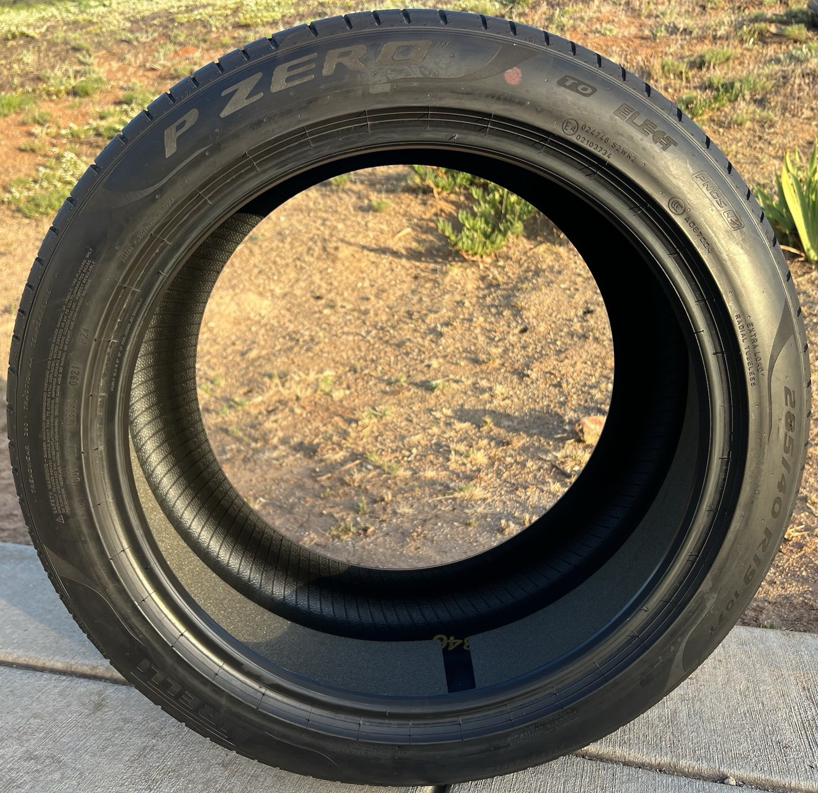 4X BRAND NEW Pirelli P Zero PZ4 Tesla Model S Tires 2X 255/45R19 & 2X 285/40R19!