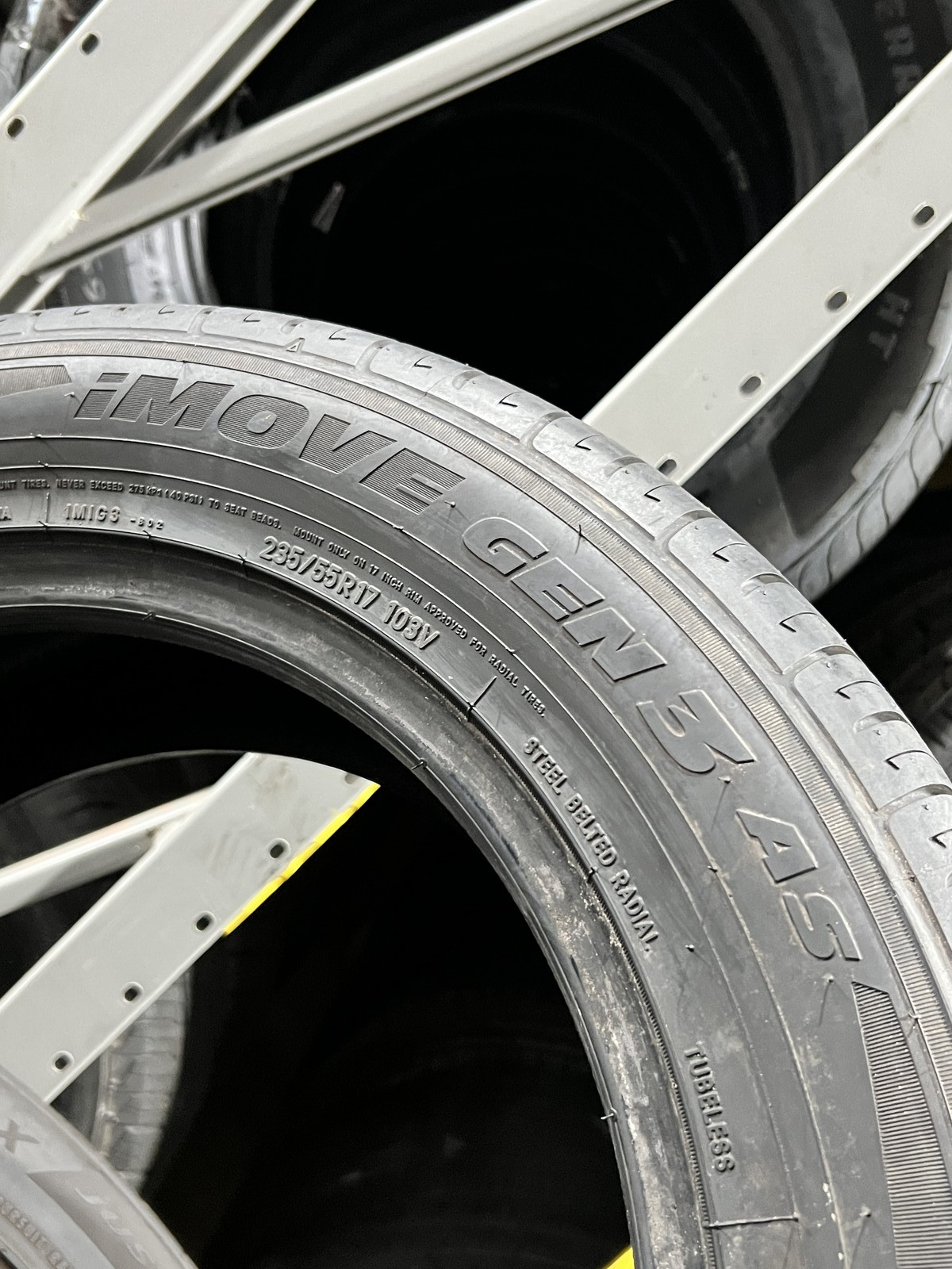 1 Tire Ironman iMove Gen 3 AS 235/55R17 103V DOT.3725 9/32