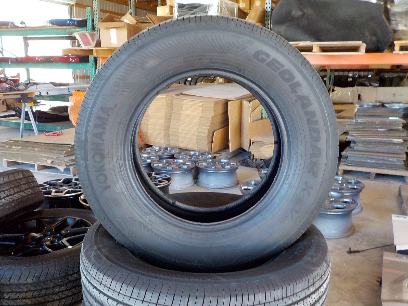 Set of 4 Yokohama Geolandar X-CV 245/70R18 110H Tires DOT 2724 14/32″