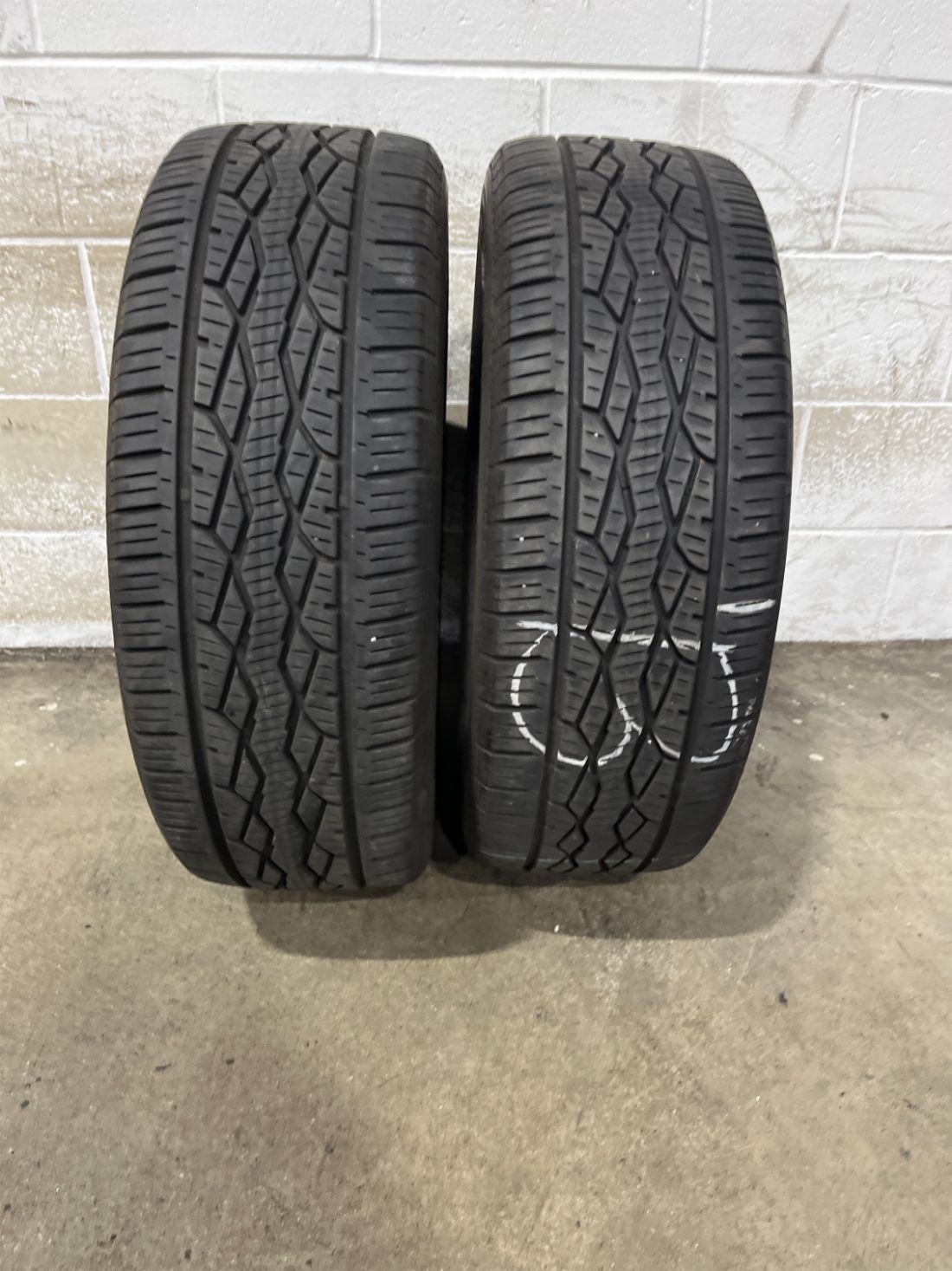 2x P235/55R20 Mazama Open Range HTS 9/32 102 H Used Tires 2355520