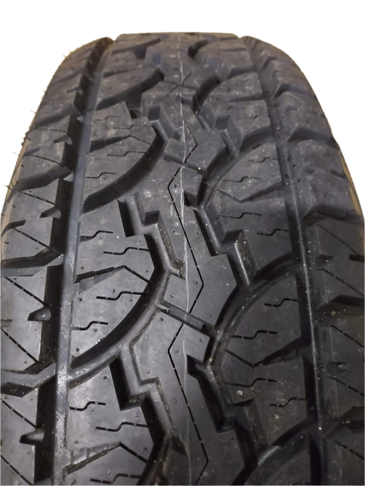 2 GT RADIAL ADVENTURO AT3 OWL P 265 70 16 111T ALL TERRAIN TIRE AS079