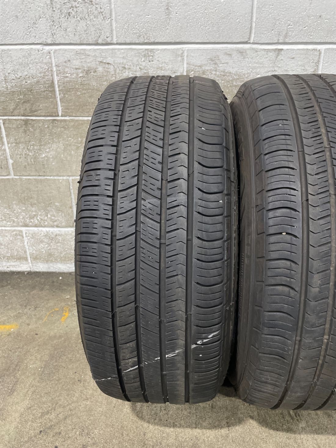 4x P255/60R18 Goodyear Eagle Enforcer 6/32 108 V Used Tires 2556018