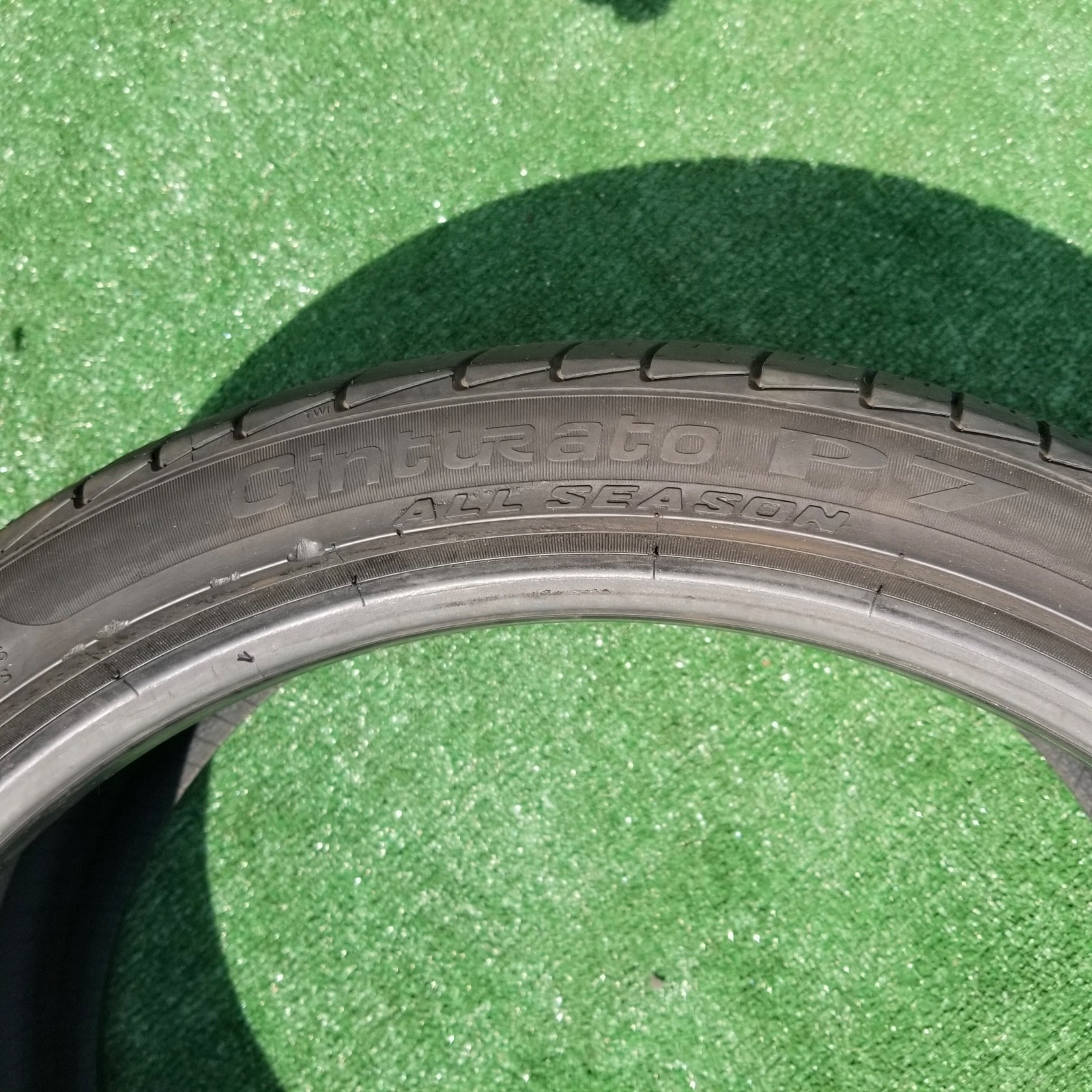 255/35R20 Pirelli Cinturato P7 All Season Tire J Jaguar 255/35R-20 97H 60% Tread
