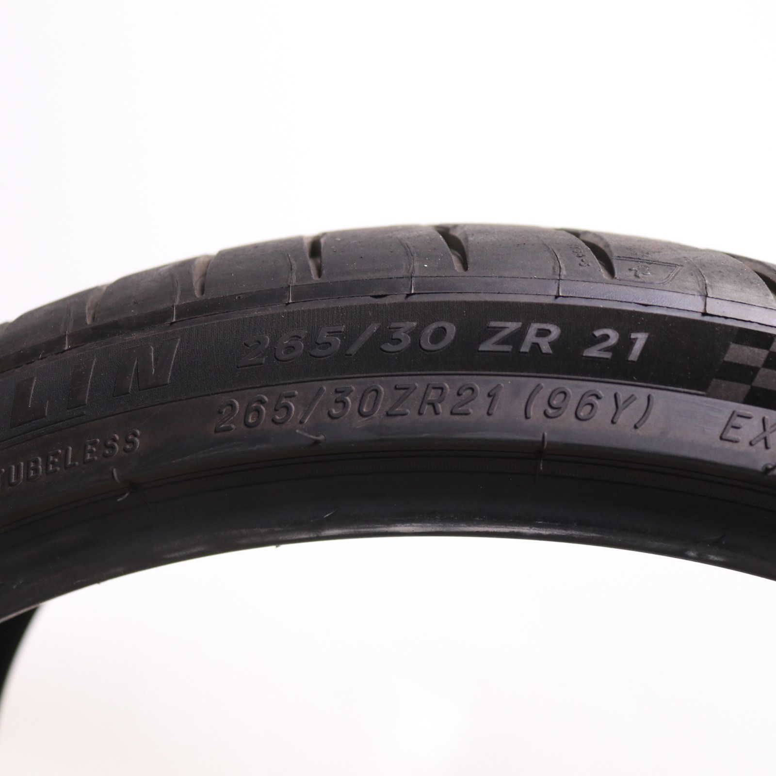 Used 265/30ZR21 Michelin Pilot Sport 4 S – 96Y – 9/32 No Repairs