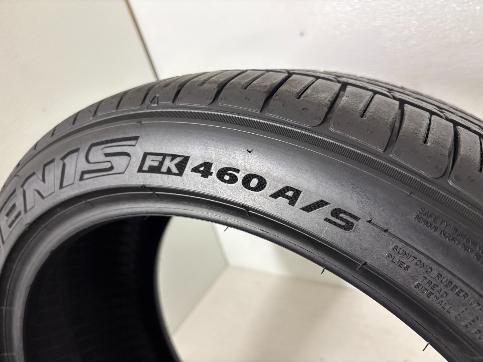1 Tire 255 40 19 Falken Azenis FK460 A/S (80% Tread Left) NO REPAIRS 100Y
