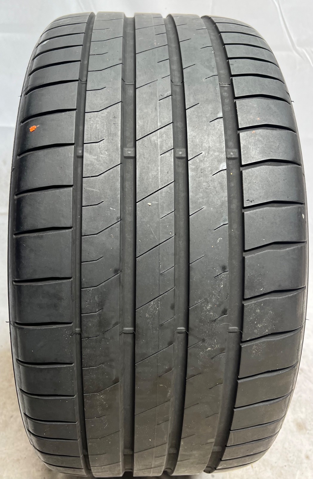 1 – NICE 285/35ZR20 (100Y) Bridgestone Potenza Sport – 7049