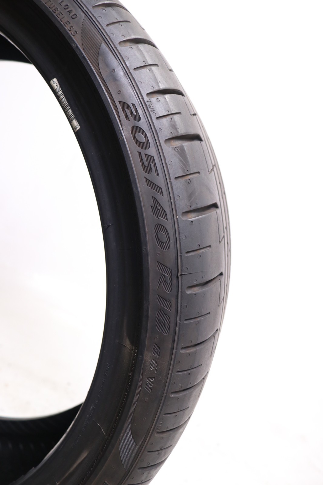 Set of 2 Used 205/40R18 Pirelli P Zero PZ4 Run Flat – 86W – 7-8/32 No Repairs