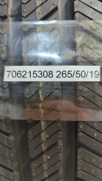 New Porsche OEM Goodyear Eagle LS2 Tire 235/50R19 110V