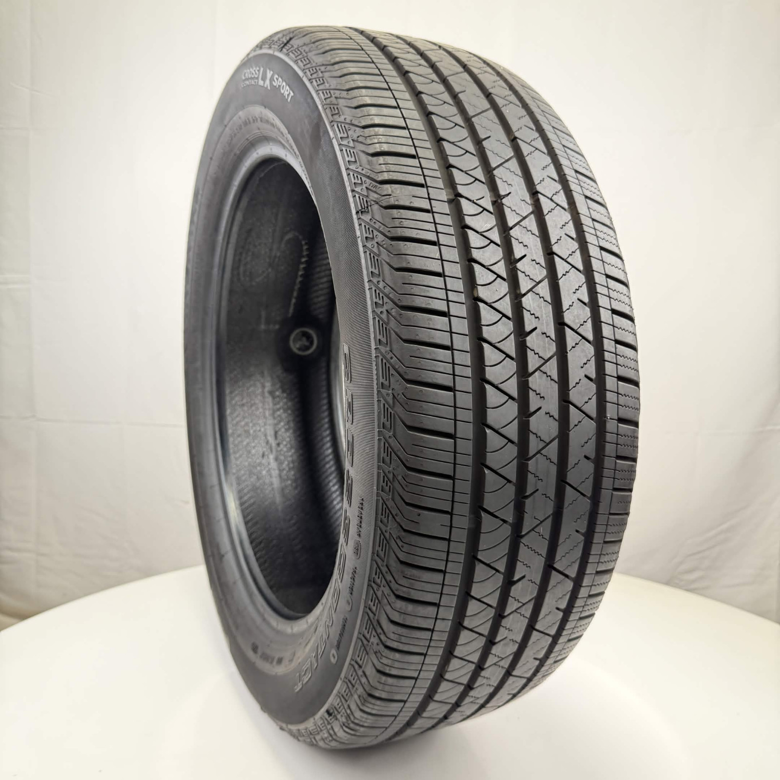 Used 235/55R19 Continental CrossContact LX Sport 101H 9.5/32 (DOT 25)