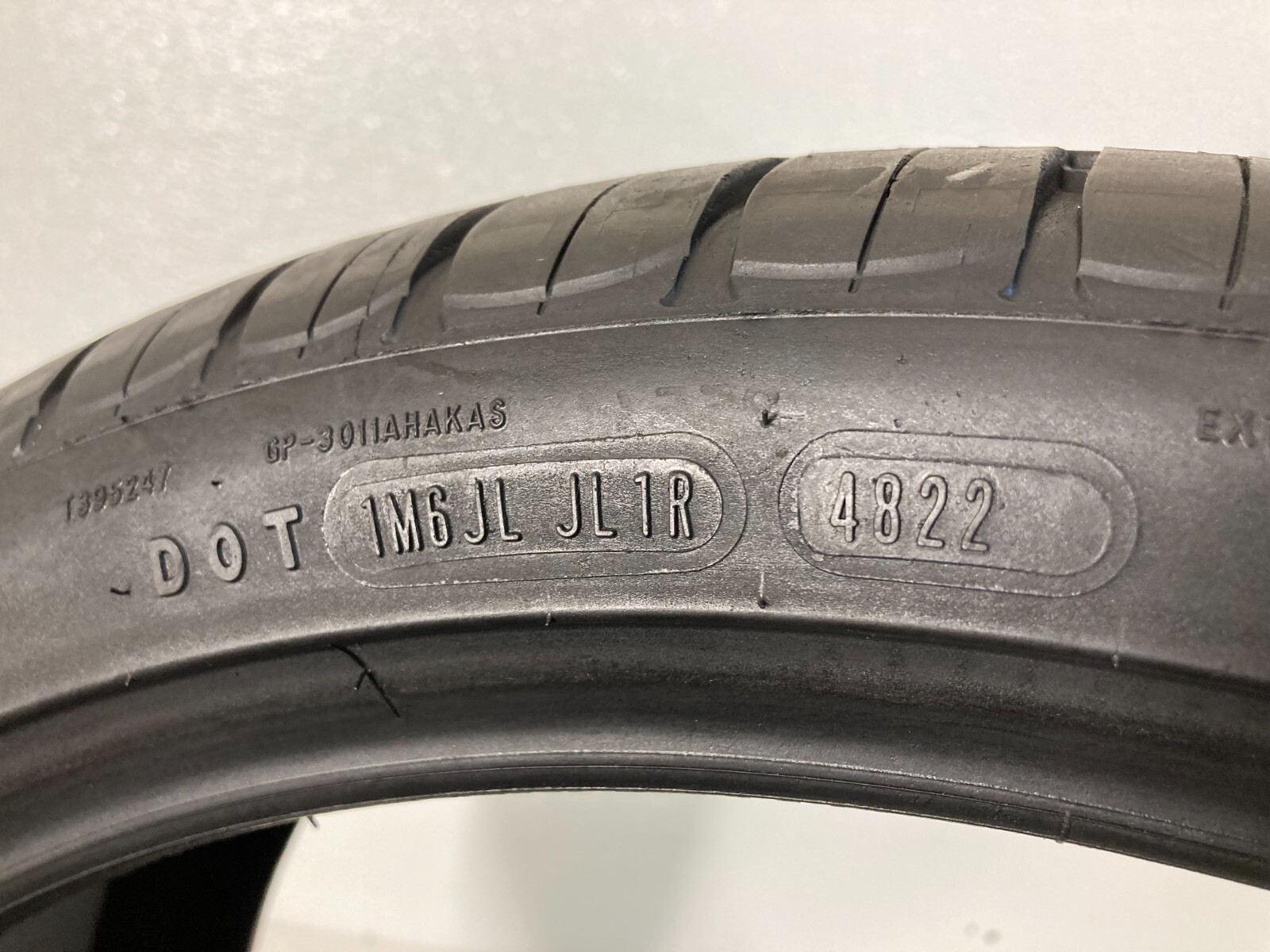 1 Tire 265 35 21 Goodyear Eagle Sport A/S Tesla (7.0-7.8/32 Tread) 101V