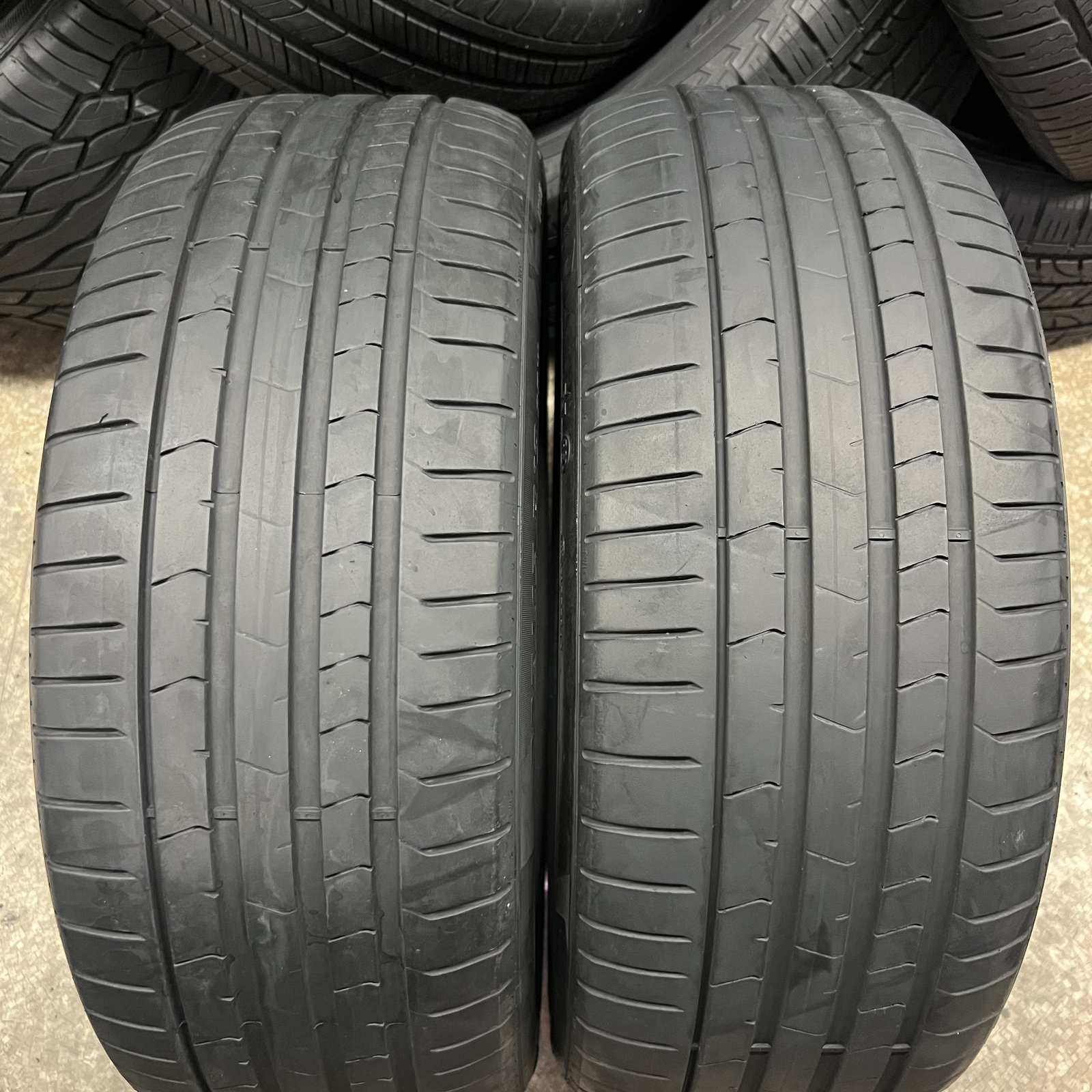 Set Of 2 Tires Pirelli P Zero PZ4 Run Flat BMW 225/45R19 96W DOT.0823 NO Patch