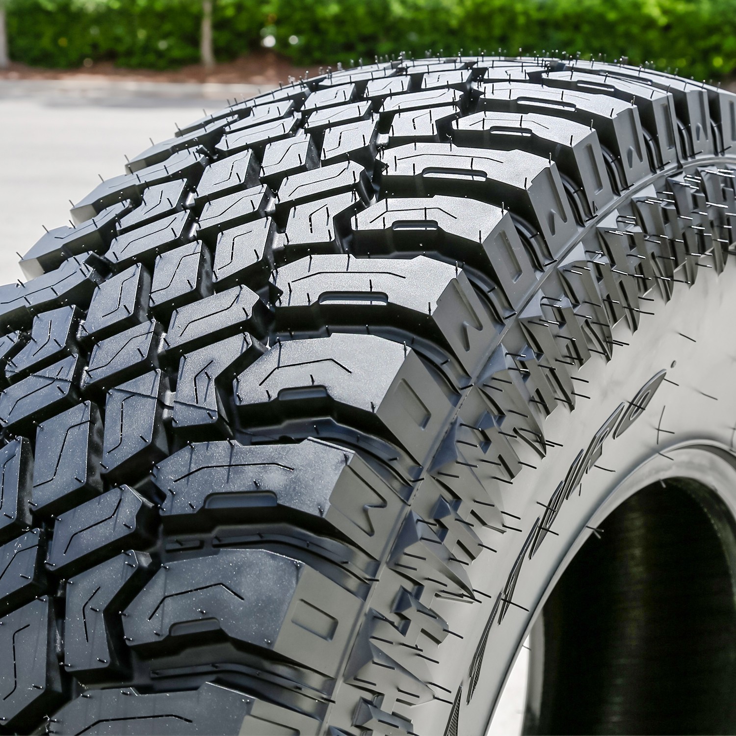 Tire Atturo Trail Blade X/T 235/65R17 108H XL XT Extreme Terrain