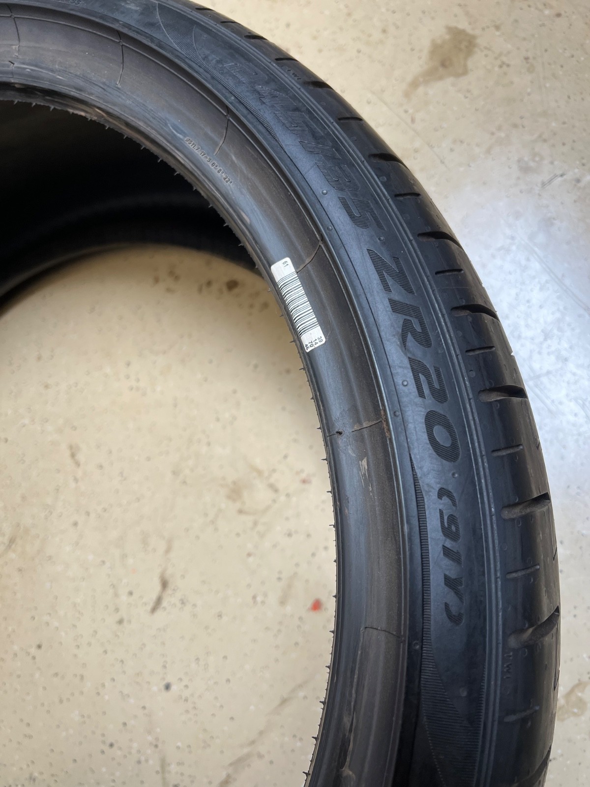 1 – NEW 245/35ZR20 (91Y) Pirelli P Zero PZ4 (NA1) Porsche OEM – 2124