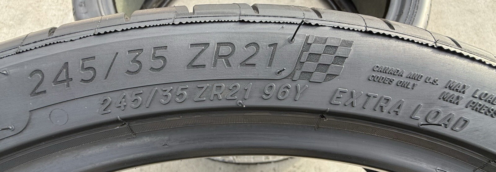 Set of TWO BRAND NEW 245/35ZR21 96Y Michelin Pilot Sport 4S Tires 2453521