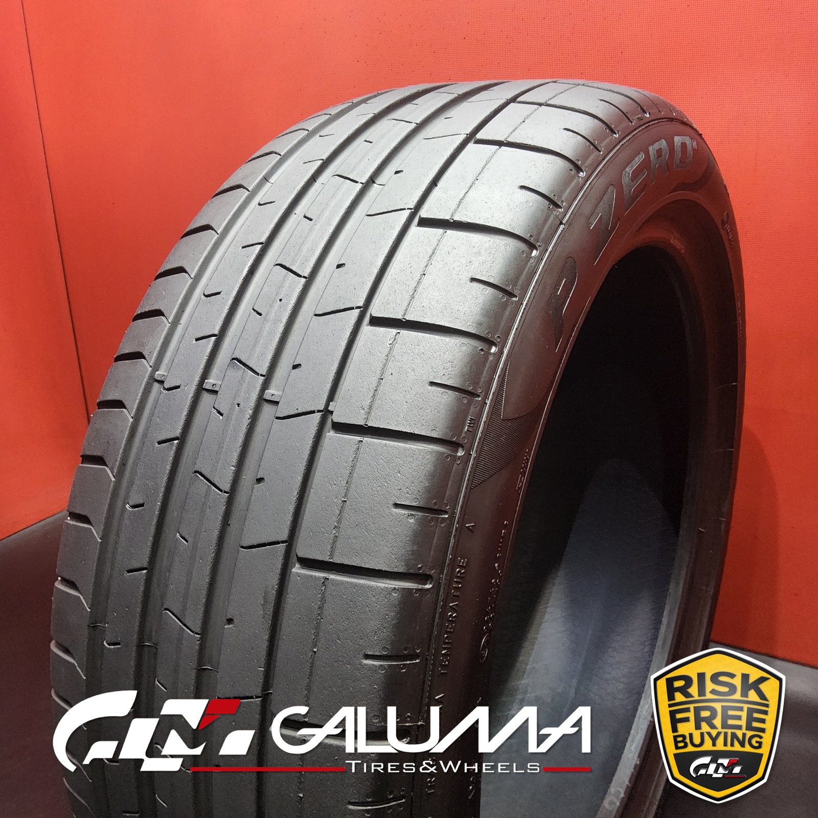 1 Tire LikeNEW Pirelli P Zero (N1) 235/45ZR18 235/45/18 2354518 94Y #95946