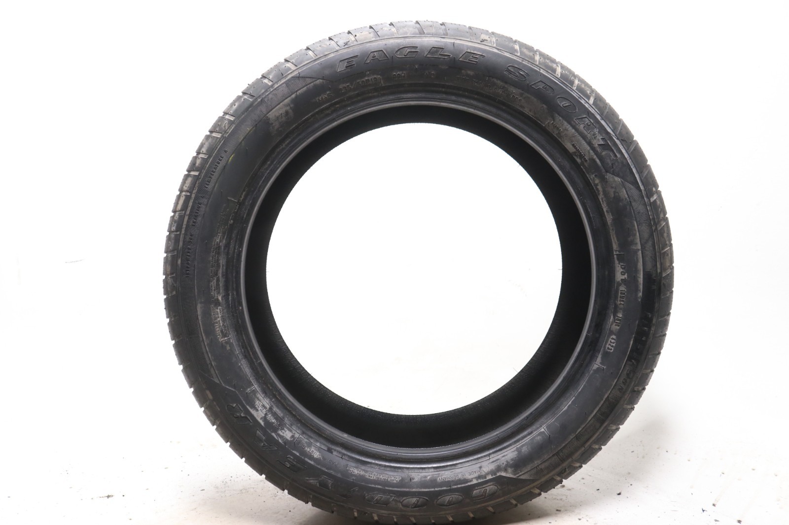 Take Off 235/50R19 Goodyear Eagle Sport AO – 99H – 10.5/32 No Repairs