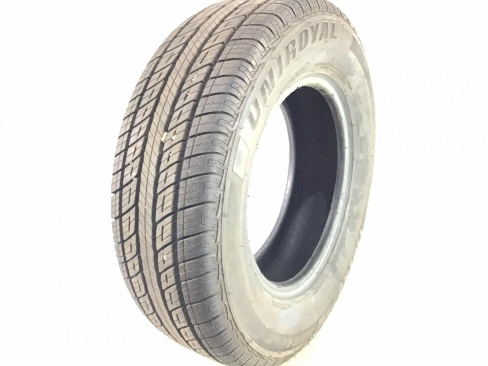 Set Of 2 P215/70R15 Uniroyal TIGER PAW TOURING A/S 98 H Used 10/32nds