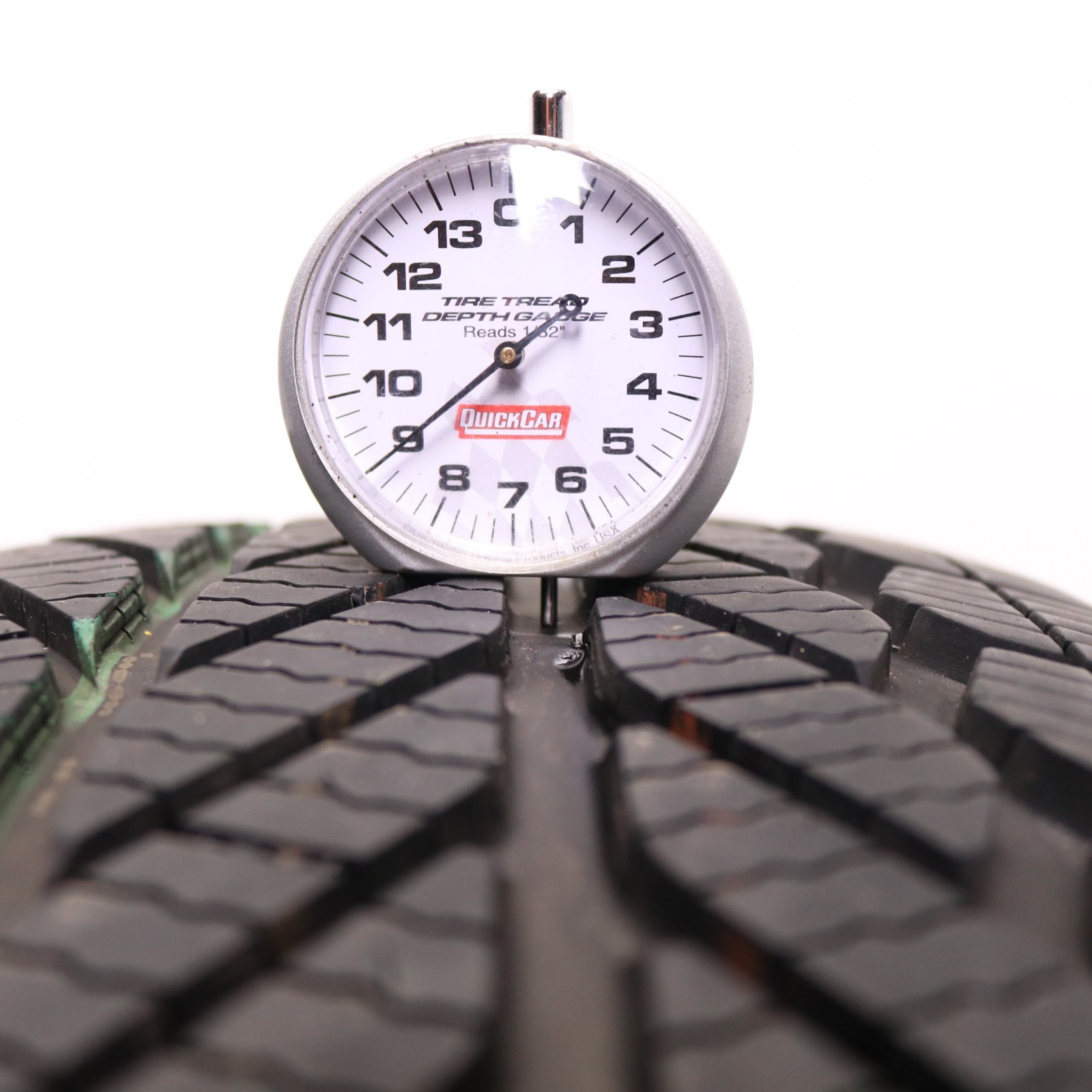 Used 235/50R18 Bridgestone WeatherPeak – 97V – 9/32