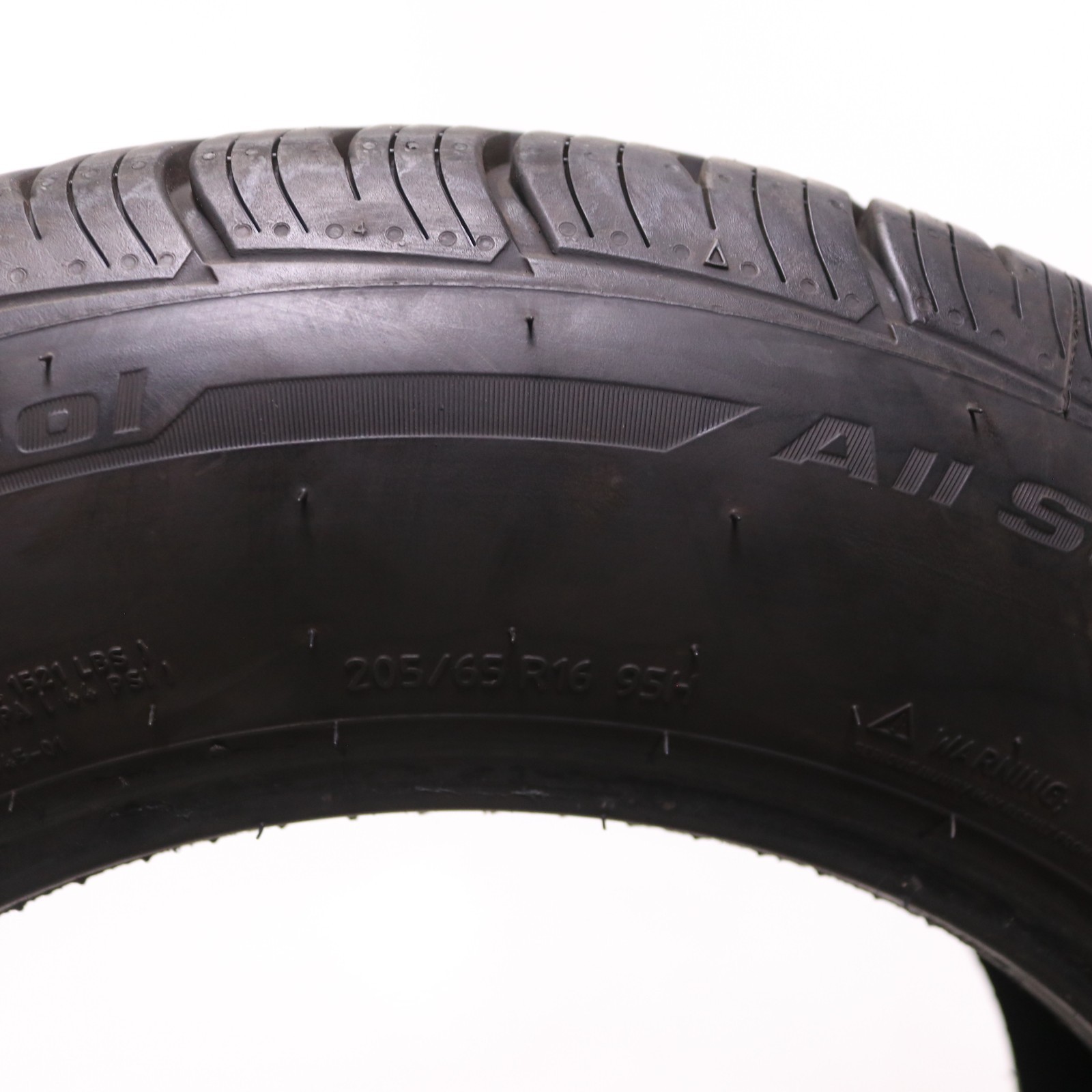 Set of 4 Used 205/65R16 BFGoodrich Advantage Control – 95H – 9.5-10.5/32