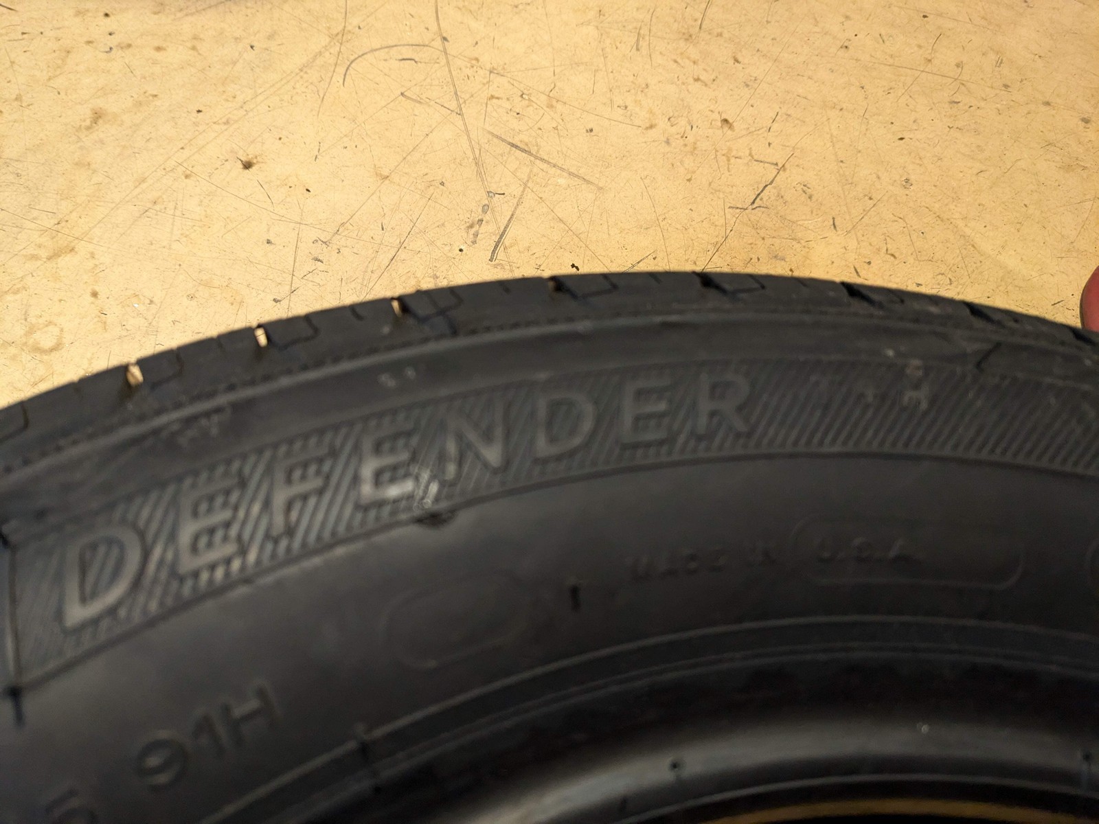 MICHELIN DEFENDER T+H BSW P 195 65 15 91H ALL SEASON TIRE 08771