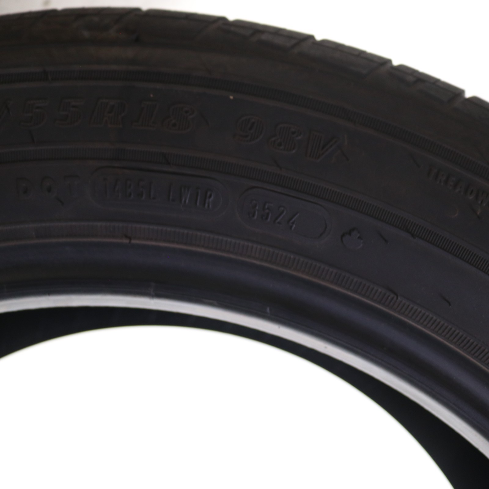 Set of 2 Used 225/55R18 Goodyear Assurance Finesse – 98V – 7-7.5/32
