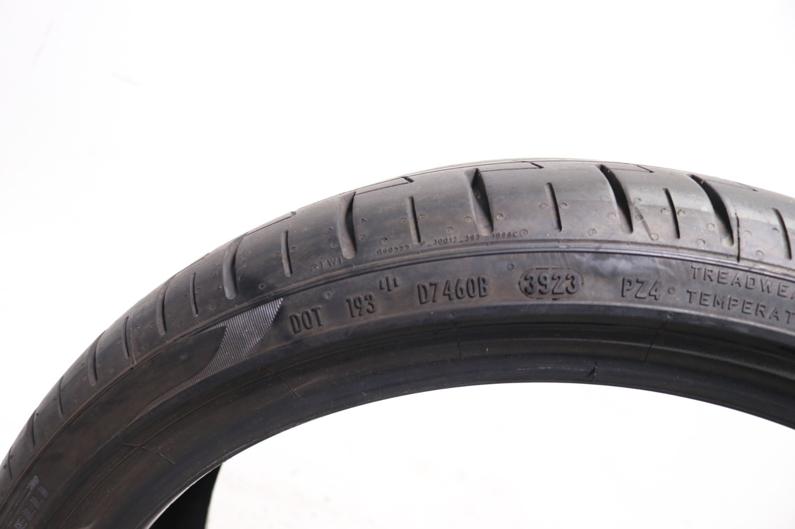 Set of 2 Used 205/40R18 Pirelli P Zero PZ4 Run Flat – 86W – 7-8/32 No Repairs