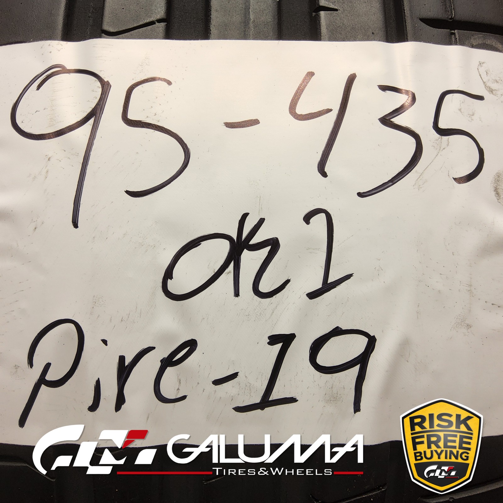 1 Tire Pirelli P-Zero (PZ4) RunFlat (★) XL 225/40R19 225/40/19 93Y #95435